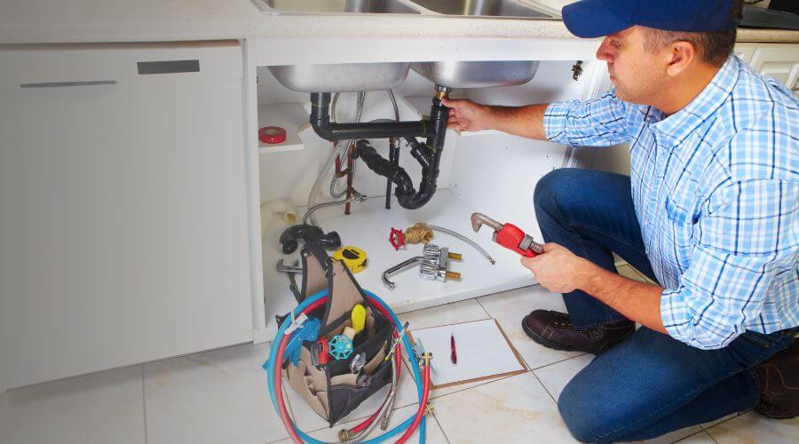 Expert burst pipe repair services in Husser, LA
